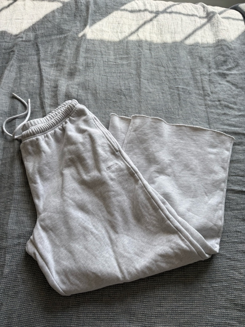 LAST CHANCE!  Aritzia wide leg mega fit sweatpants
